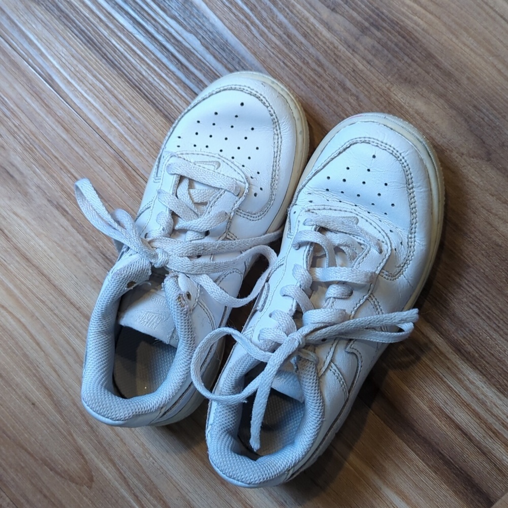Nike Air Force White Lace Up Sneakers Child Size 12
